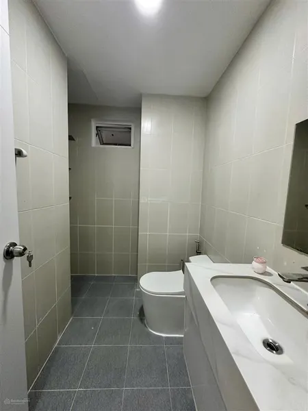 Có sổ hồng bán chcc oriental plaza, tân phú. dt 105m2 3 phòng ngủ 2wc (giá rẻ nhất)