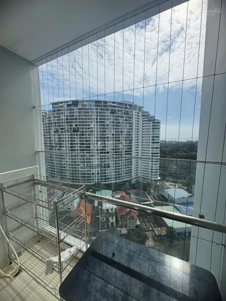Bán căn hộ phoenix 2 pn, 2 wc, lầu cao, view biển. đã có sổ
