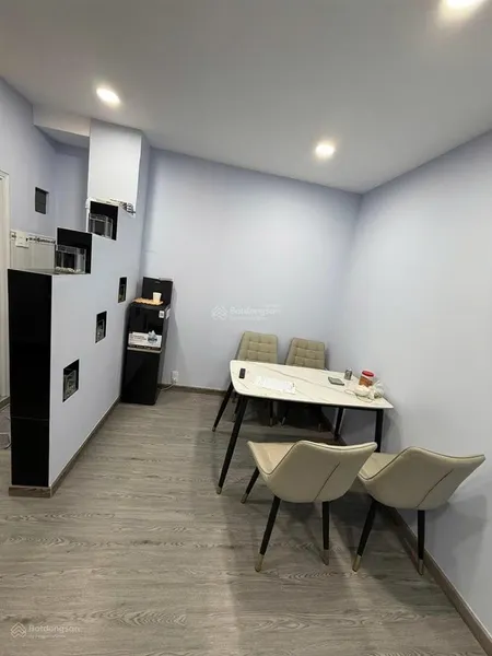 Bán chung cư độc lập (tân phú), 2 phòng ngủ, lầu 3, giá chỉ 2,5 tỷ