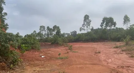 Bán 2,7 ha đất làm kho xưởng tại thị xã phú thọ. gần ic9. mặt bằng đẹp. giá 14,8 tỷ. 0976 108 ***