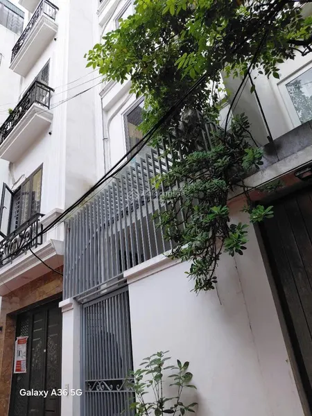 Nhà ngay ngoại giao đoàn 205 xuân đỉnh, 52m2 mt 3.7m 4t, chào 11.1 tỷ