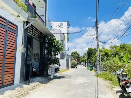 Đất (4x17m) full thổ cư đường nhựa 7m thông xe hơi