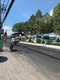 Bán đất kèm nhà mặt tiền trần hưng đạo, bình đức long xuyên, diện tích lớn, vị trí đẹp
