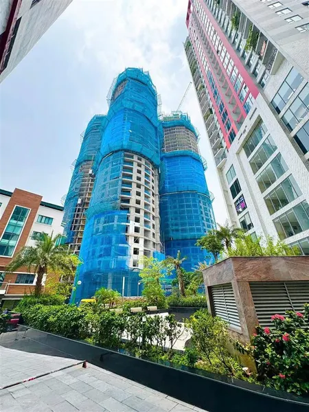 Mã căn a02 (72.9m2), tầng thấp, giá tốt hơn cdt the queen 360 giải phóng