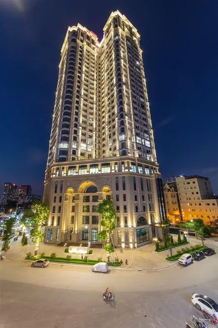 Chủ nhà gửi bán căn hộ 120m2 chung cư hateco laroma huỳnh thúc kháng , full nội thất giá tốt
