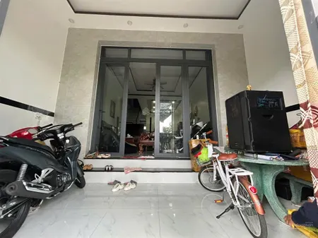 Bán nhà phố kdc long hậu, dtsd 160m2