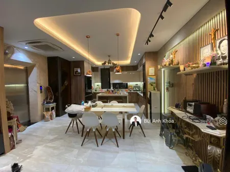 Căn góc 2mt phan văn hân, nở hậu đẹp 5.1m 5 tầng, gara ô tô hđt 35tr 15.9 tỷ
