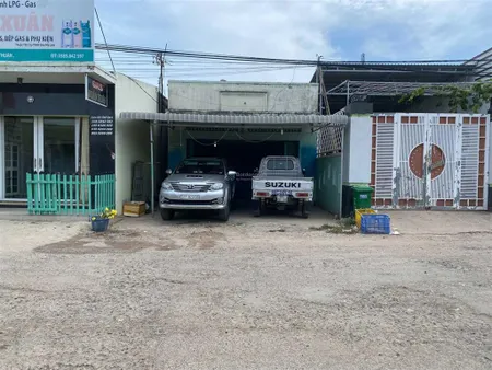 Bán nhà cấp 4 mặt tiền đường ven biển, gần chợ tuy phong bình thuận sổ riêng chính chủ