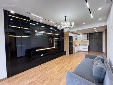 Bán căn hộ chung cư đền lừ ii, 5,7 tỷ, 70m2, đẹp, nhiều tiện ích