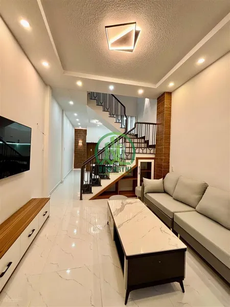 Bán nhà trung tâm đường phan đình phùng, p. xuân hương đà lạt