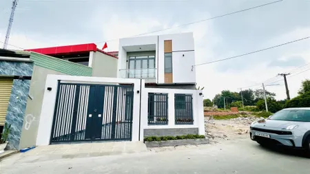 Nhà mới xây mt mạc đỉnh chi long điền