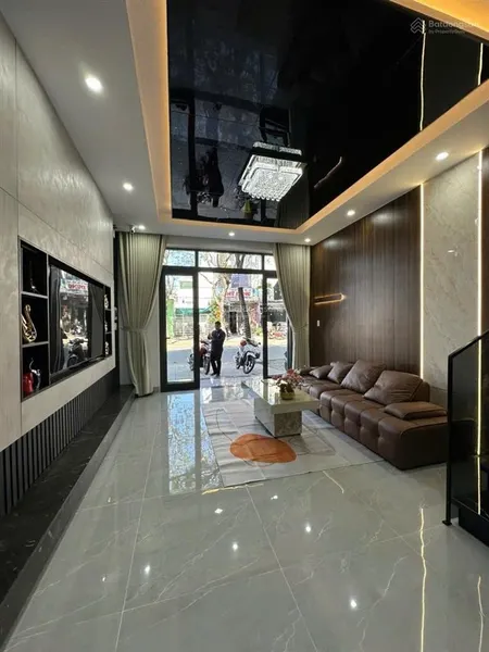 Bán nhà 3 tầng 3 mê mặt tiền kinh doanh hồ tùng mậu gần biển