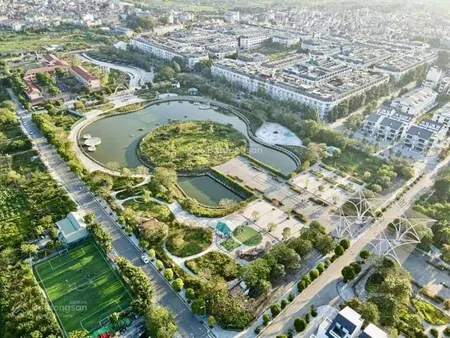 Đất đấu giá kinh doanh ngày đêm ngay vành đai 4, hà đông dt 75m,mt6m.vỉa hè 3m ,đường 4 làn ô tô.