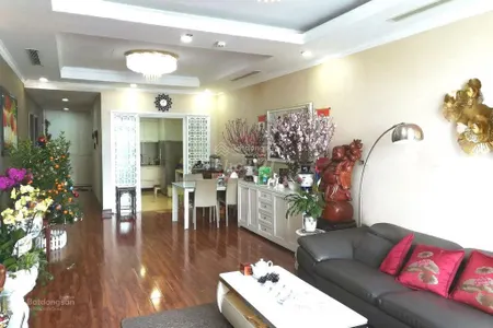 Cần bán căn hộ r5 royal city 132m2 2 ngủ 2 ban công tầng trung nội thất đẹp