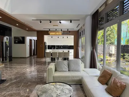 Hàng hiếm riviera cove diện tích lớn 528m², thang máy, hồ cá koi, nội thất cao cấp, ở ngay, sẵn sổ