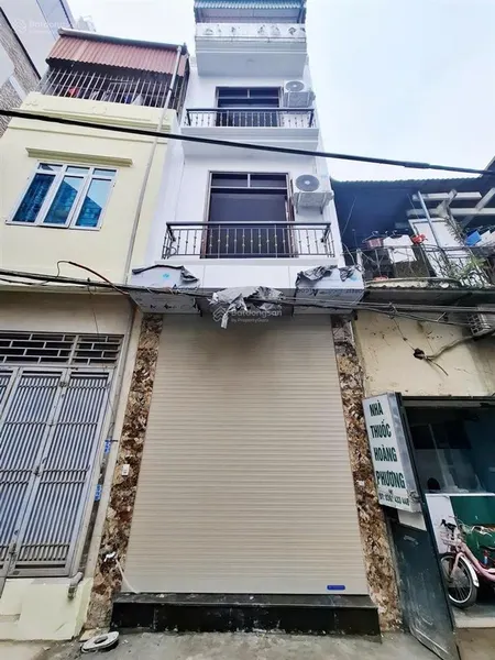 Quá rẻ chỉ từ 10 tỷ có ngay nhà mặt phố học viện tài chính 44m2 4 tầng kinh doanh đắc địa.