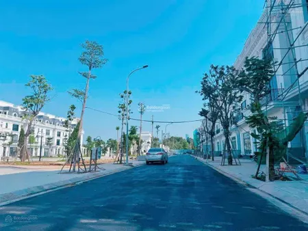 Bán liền kề biệt thự flc premimum residences mặt đường lê quang đạo kéo dài