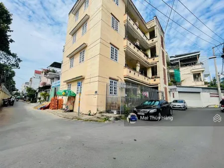 Bán gấp chdv được tk tối ưu,ngay đh cảnh sát,full nội thất sịn sò,có thang máy pháp lý chuẩn chỉnh
