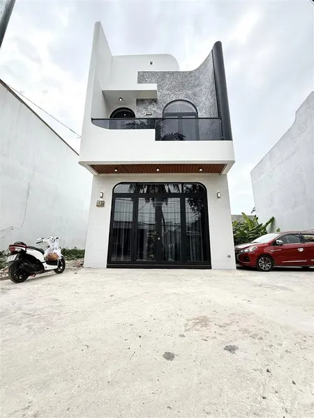 Nhà mới xây full nội thất cao cấp đường nguyễn văn cừ cần thơ