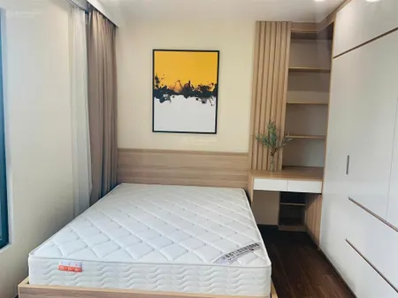 Chính chủ bán ch (3n 2vs). dt 78m2. giá 6,4 tỷ. đc goldsilk complex, vạn phúc. full nội thất.