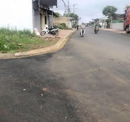 Bán đất 143m2 gần trung tâm xã hoà bắc