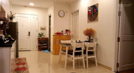 Chính chủ gửi bán căn hộ 9view 58m2 2pn 2wc tặng ít nội thất nhà ở kĩ còn mới giá 2ty 990
