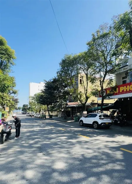 Bán đất hồ quý ly cách biển 150m, 112m2 ngang 6,6m kề góc, trục đường 10m5 thông biển