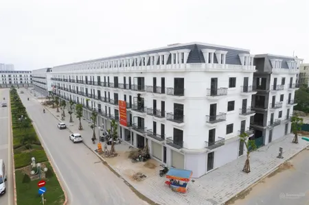 Chị gái em cần bán căn nhà xây thô dự án csedp lotus(hồ sen). 0962 363 ***