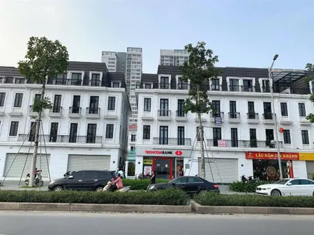 Bán shophouse hàng hiếm tại embassy garden, 120 m2 giá rẻ sẵn dòng tiền