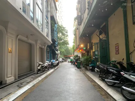 Giang văn minh ba đình ô tô 6 tầng thang máy cạnh phố kinh doanh 25.6 tỷ