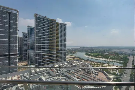 Bán nhanh căn độc quyền 2pn glory heights view cổng vincom , pháo hoa giá 4 tỷ