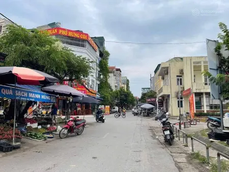 Mặt tiền khủng lô góc ô tô 24 chỗ vào nhà trung tâm phan đình giót tương lai rạng ngời