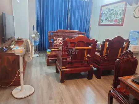 Cần bán gấp căn hộ thuận việt quận 11 dt 90m2, 3 phòng ngủ, 2 wc giao thông thuận tiện di chuyể