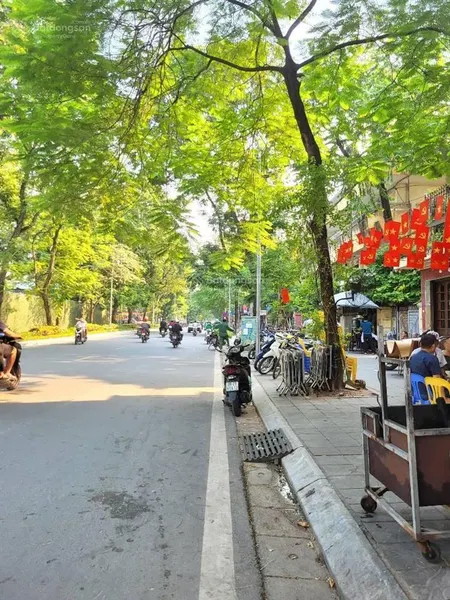 Phải thật nhanh nhà phố võ thị sáu lô góc 3 mặt thoángsau nhà mặt phốô tô thông kinh doanh