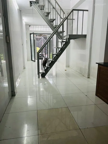 Nhà riêng đặng minh trứ, phường 10, tân bình. dt 2.3x13m, 1 trệt 1 lầu 2 phòng 2wc