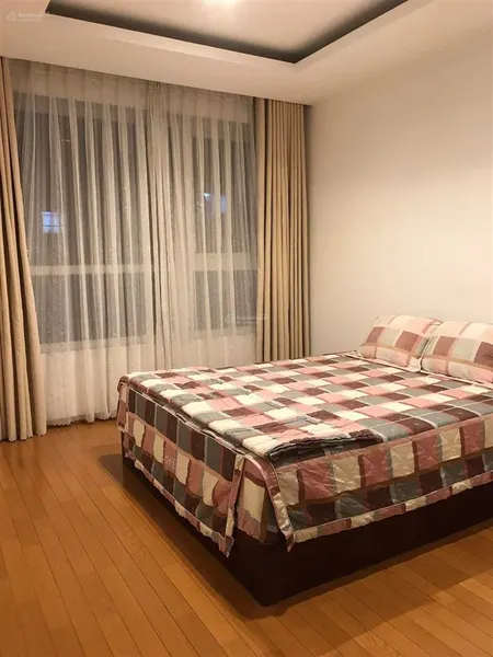 Chính chủ cần bán gấp căn hộ cao cấp sky center 75m2 2pn 2wc 5.9 tỷ. đt 0909 476 *** gặp cường