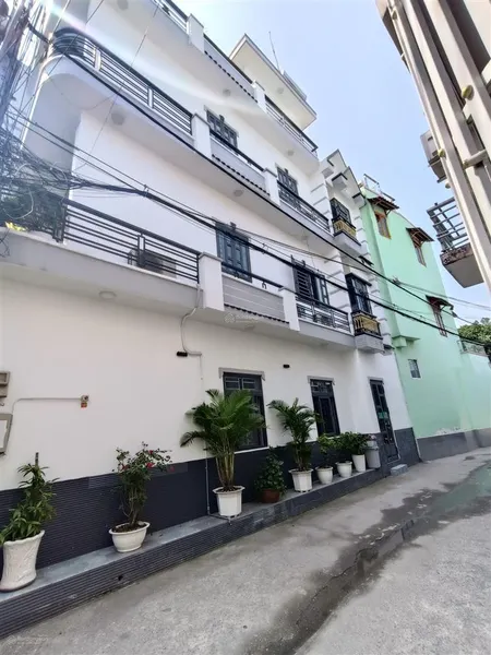 Bán nhà riêng 1trệt 2lầu 1,tại thới an 20, đường trước 5m thông giá 5tỷ, 48m2, 4pn, 3wc, giá ưu đãi