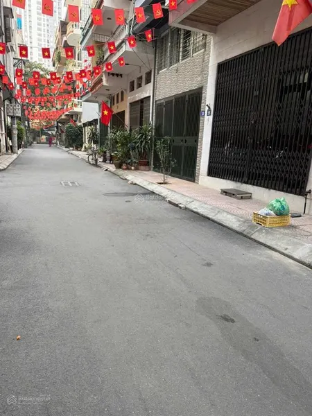 Bán đất ngõ 75 phú diễn, dt 38m2, mt 3.6m, ngõ thông rộng 3m, cách oto tránh 20m, giá 6.7 tỷ.