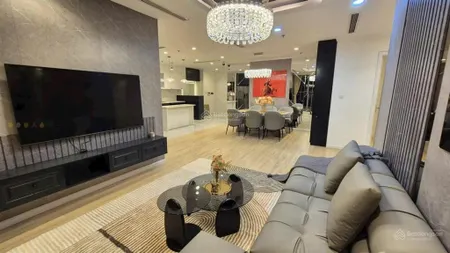 Bán nhanh căn 3pn, 117m2 tại n09 b1 thành thái, gần công viên cg, nhà đẹp chỉ 10 tỷ 0976,044.926