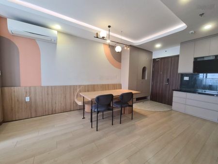 Lavita Charm 2PN có 2 lựa chọn: Có 3 máy lạnh + máy nóng lạnh 9tr, full tất cả đẹp 11tr 0932139007