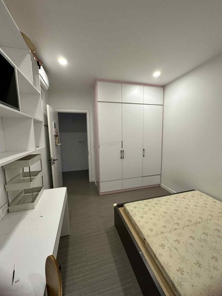 Cho thuê căn góc 2 ngủ Ecohome Phúc Lợi, Long Biên. 72m2. Full nội thất. Giá 8tr. LH: 0981716196