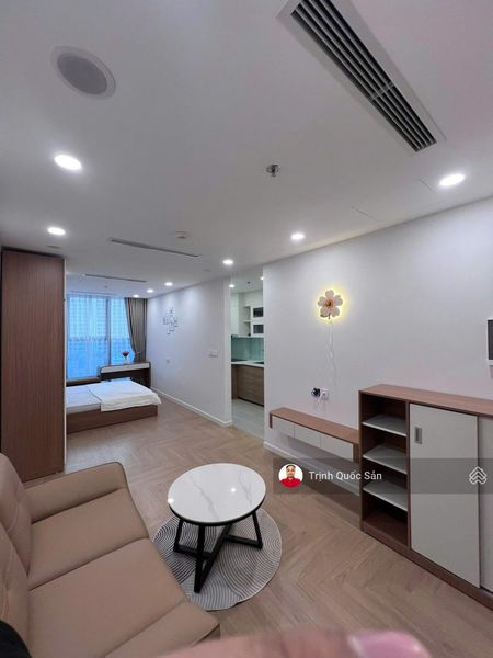 Rẻ Nhất . Cho thuê The Ninety - căn Studio 35m, Full ( Y Ảnh ) 13 triệu . LH 0,942 .00,6856