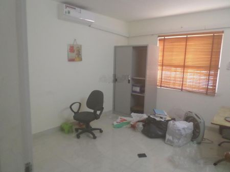 Cho thuê chung cư Vật Tư Du Lịch, 69m, 2PN, 2WC, ban công thoáng mát, đồ cơ bản, giá 7 triệu