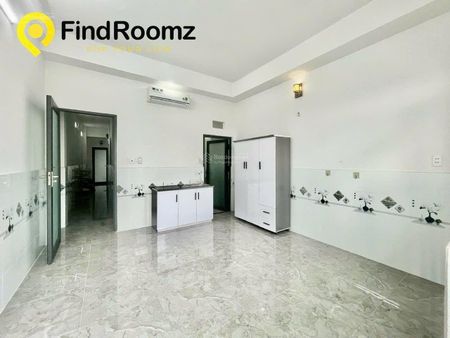 Ban công đầy đủ nội thất ngay trần thị cờ