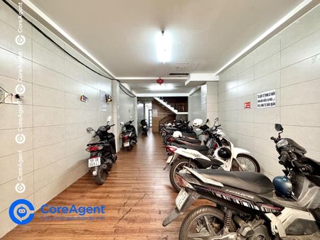 Phòng trọ cao cấp - thang máy - cửa sổ trời đủ nội thất ngay Vườn Lài