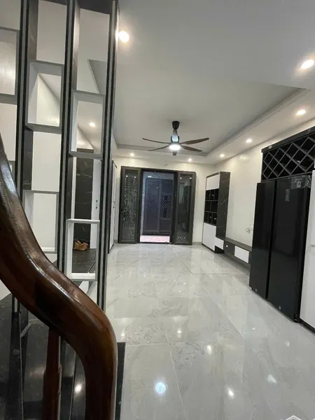 Cho Thuê Nhà Mặt Ngõ An Sơn, Minh Khai, 40m X 4 Tầng, 10,5 Triệu, 3 Ngủ, Full Nội Thất, Kinh Doanh.