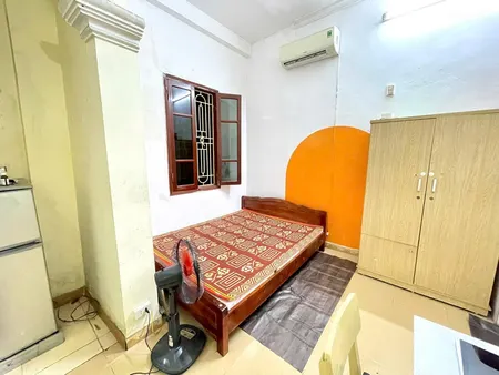 Chính Chủ Cho Thuê Phòng Ngõ 594 đường Láng, 23m, Wc Khép Kín, Full đồ. đt/zalo: