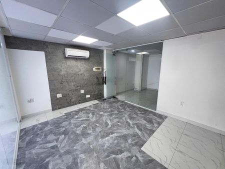 Siêu hot văn phòng trung tâm Quận 3. DT 60m2 chỉ 13tr/th (setup bàn ghế cho khách hàng thuê)