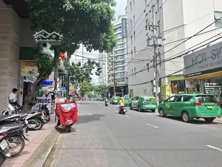 Cho Thuê Nhà Hàng 2 Mặt Tiền, Trung Tâm Phố Tây Hùng Vương - Nha Trang