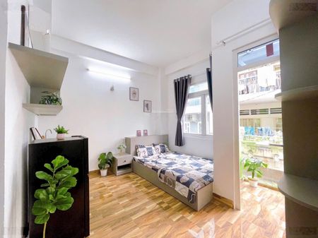 Cho thuê phòng ngay Lê Văn Sỹ,35m2,cửa sổ-ban công,giáp Q3, Q1,Q.Tân Bình,full nội thất,có máy giặt